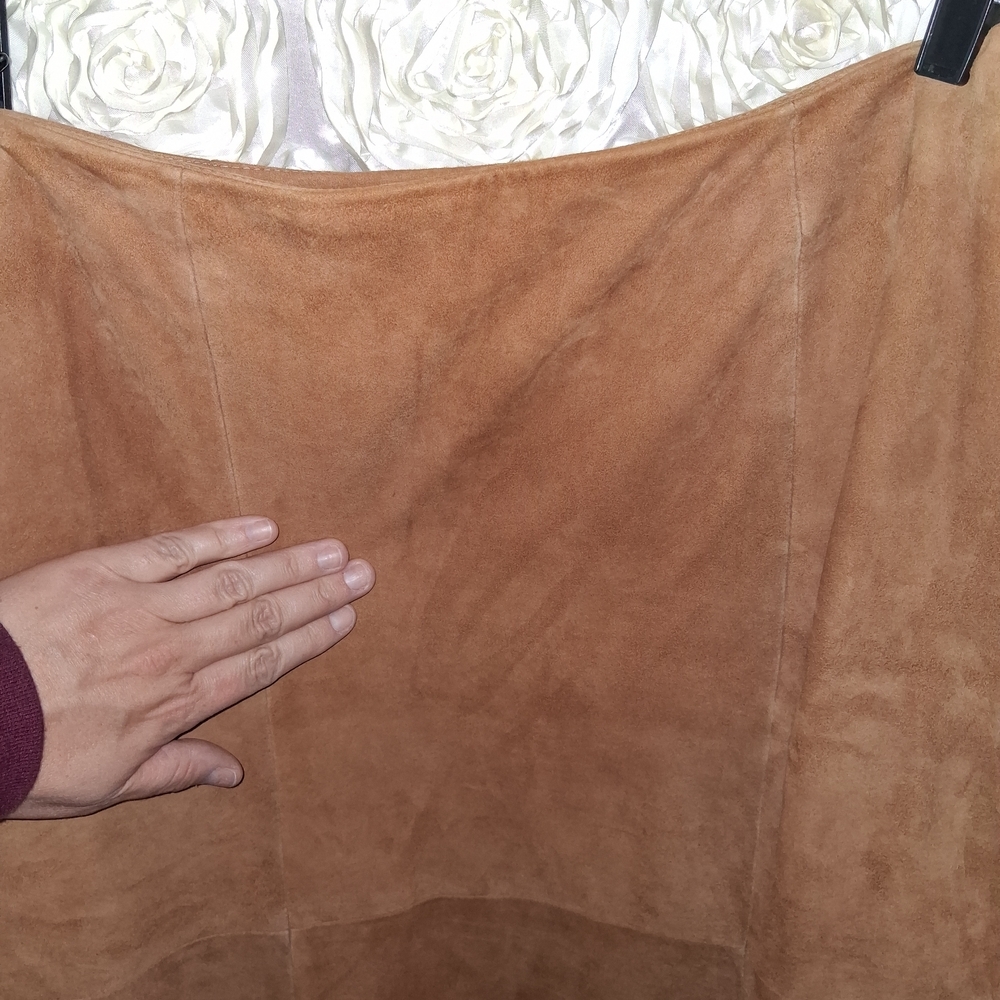 Dana Buchman Tan Suede Skirt - Picture 7 of 7